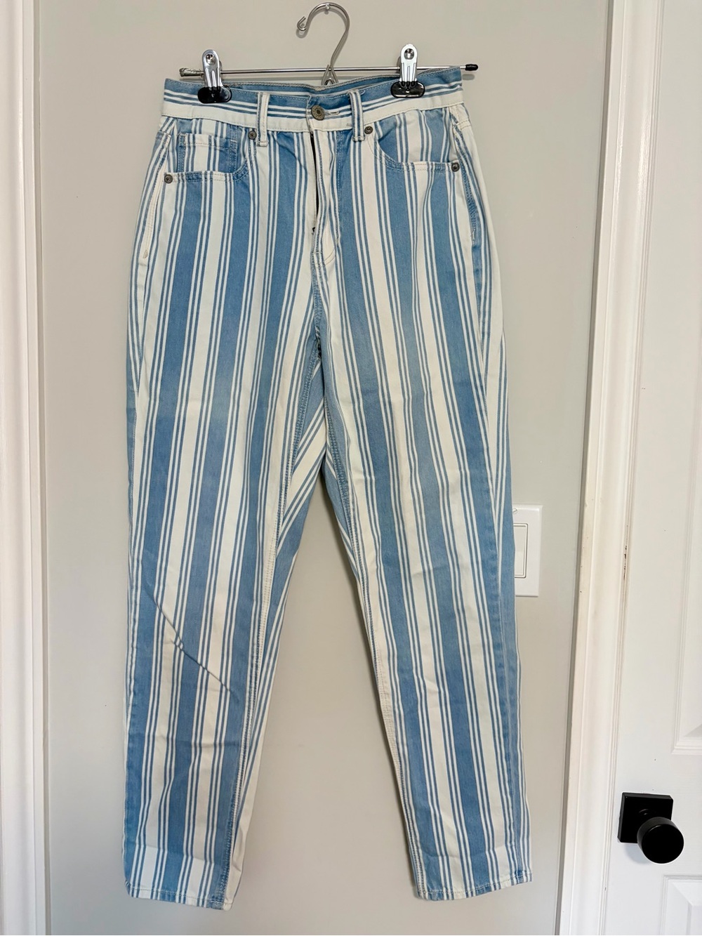 American Eagle Outfitters Blue and White Striped High-Rise Jeans